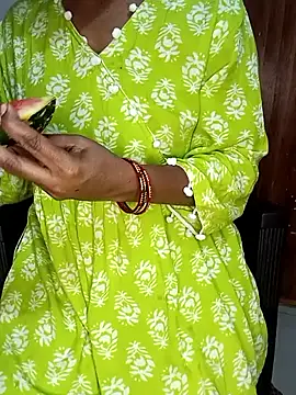 varsha-milky1 online show from February 19, 2025, 10:01 am