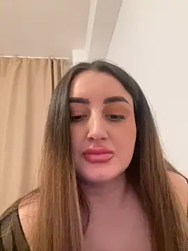 hotAlys online show from February 5, 2025, 11:17 pm
