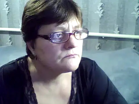 ElzaJewel online show from February 22, 2025, 7:58 pm