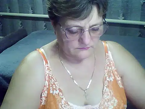 ElzaJewel online show from December 5, 2025, 8:05 pm