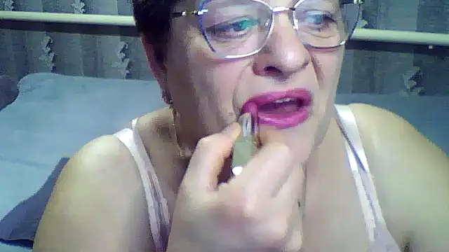 ElzaJewel online show from February 25, 2026, 9:13 pm