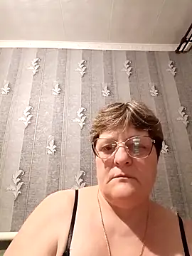 ElzaJewel online show from April 21, 2026, 7:39 pm