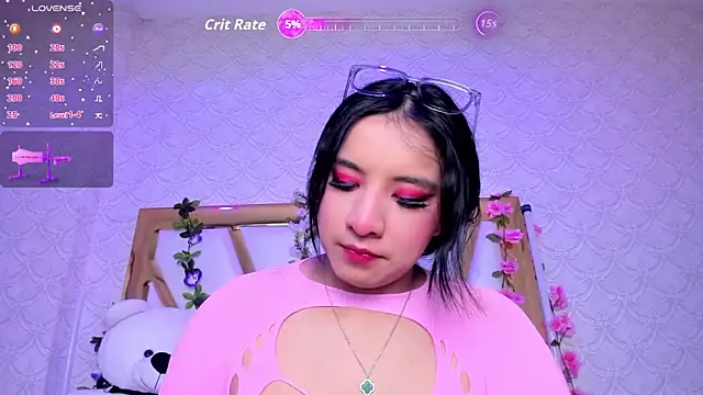 Snapshot of BeccaMathew chatting on February 12, 2026, 1:44 am BeccaMathew online show from February 12, 2026, 1:44 am