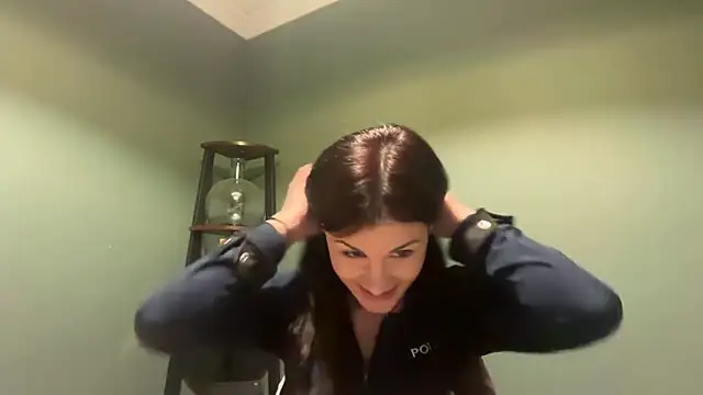 Snapshot of Petitecookie chatting on March 18, 2026, 6:55 pm Petitecookie online show from March 18, 2026, 6:55 pm