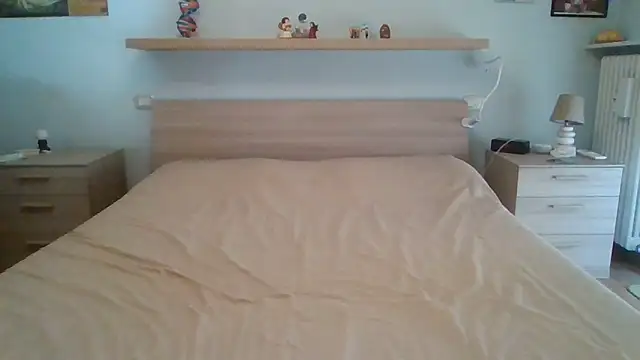 Snapshot of PrincessEileen89 chatting on October 1, 2025, 10:10 am PrincessEileen89 online show from October 1, 2025, 10:10 am