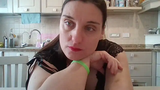 PrincessEileen89 online show from April 1, 2026, 1:52 pm