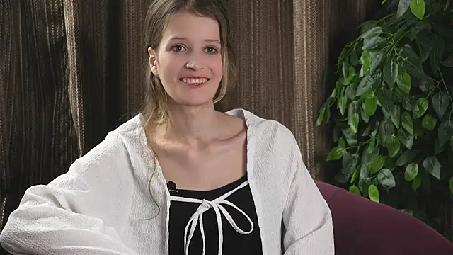 WildaHeldreth online show from February 10, 2025, 2:26 pm