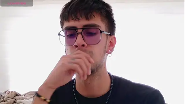 MATT SHADOWS7 online show from February 6, 2026, 4:21 pm