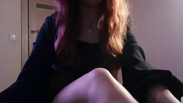 Snapshot of _AliceOwen_ chatting on March 6, 2025, 7:10 pm AliceOwen online show from March 6, 2025, 7:10 pm