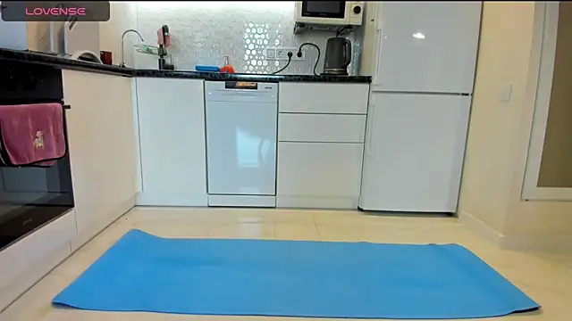 Snapshot of Katya_yoga chatting on April 22, 2026, 3:31 am Katya yoga online show from April 22, 2026, 3:31 am