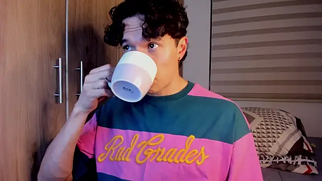 Mastrangelo xxx online show from January 8, 2026, 4:26 am