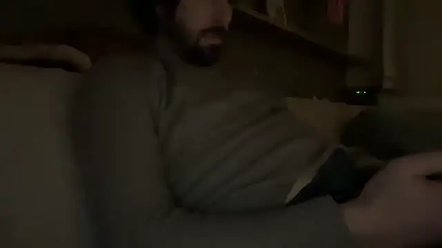 Snapshot of Ovett086 chatting on January 15, 2026, 11:52 pm Ovett086 online show from January 15, 2026, 11:52 pm