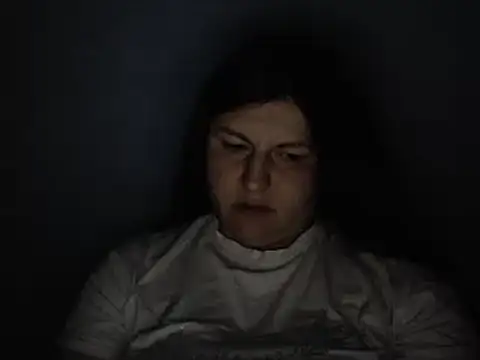 KiraSwee online show from September 18, 2025, 8:44 pm