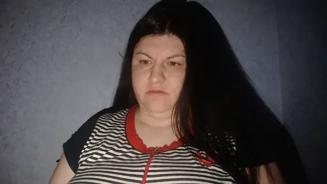 KiraSwee online show from January 16, 2026, 10:47 pm