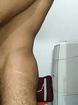 Snapshot of shubham_098765 chatting on March 13, 2025, 5:39 pm shubham 098765 online show from March 13, 2025, 5:39 pm