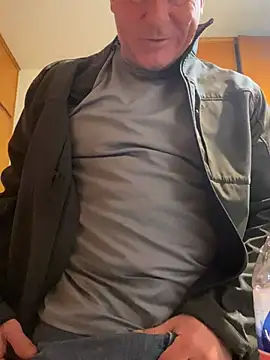 Snapshot of hintly chatting on March 3, 2026, 12:55 pm hintly online show from March 3, 2026, 12:55 pm