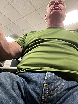 Snapshot of hintly chatting on March 20, 2026, 7:52 pm hintly online show from March 20, 2026, 7:52 pm