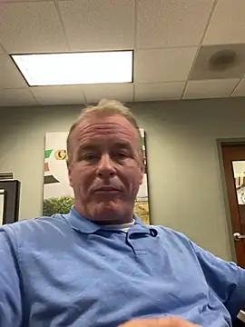 Snapshot of hintly chatting on March 23, 2026, 9:41 pm hintly online show from March 23, 2026, 9:41 pm