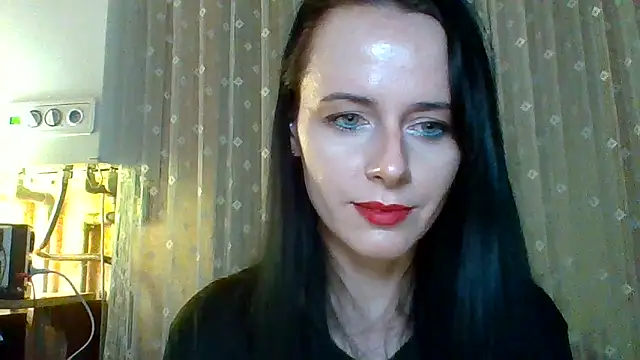 LuminousLady online show from March 16, 2025, 8:54 pm