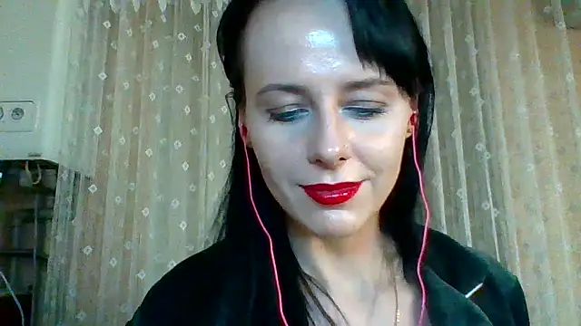 LuminousLady online show from March 22, 2025, 1:22 am