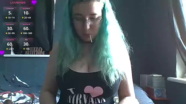 BunnieXO247 online show from October 25, 2025, 2:24 pm