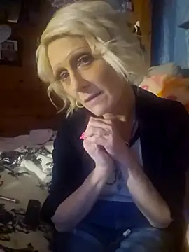 Snapshot of beautifulme23 chatting on February 11, 2025, 11:12 pm beautifulme23 online show from February 11, 2025, 11:12 pm