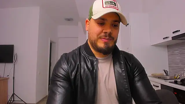 ZackMasterss online show from December 21, 2025, 5:58 am