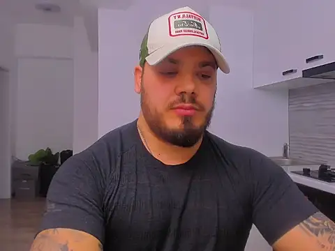 Snapshot of ZackMasterss chatting on March 2, 2026, 8:15 pm ZackMasterss online show from March 2, 2026, 8:15 pm