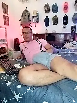 XhaseFoX online show from February 10, 2025, 1:03 am