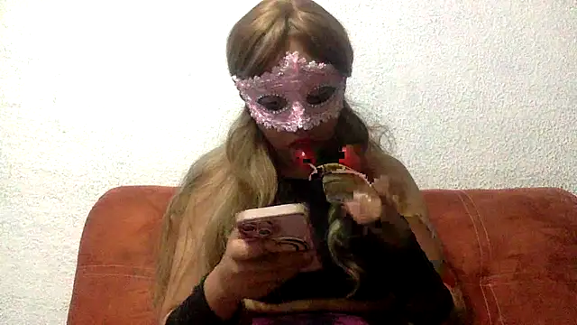 Snapshot of sharonlopez9611 chatting on February 18, 2025, 4:48 am sharonlopez9611 online show from February 18, 2025, 4:48 am