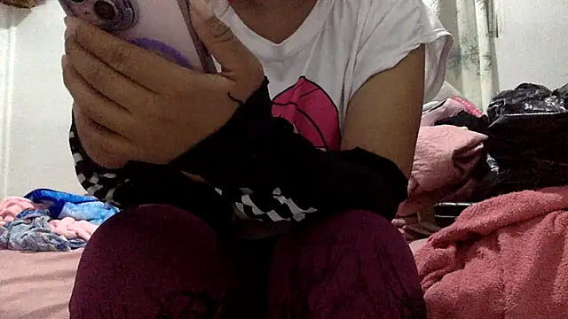 Snapshot of sharonlopez9611 chatting on October 29, 2025, 3:53 am sharonlopez9611 online show from October 29, 2025, 3:53 am