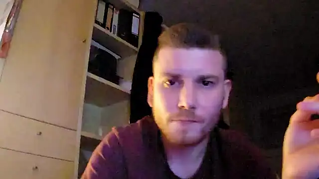 Foxtrott 242 online show from November 23, 2025, 9:47 pm