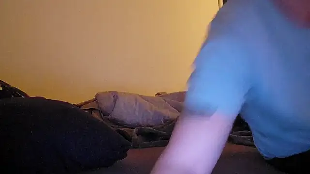 Snapshot of Foxtrott_242 chatting on March 5, 2026, 1:45 am Foxtrott 242 online show from March 5, 2026, 1:45 am