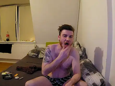 Snapshot of Foxtrott_242 chatting on March 26, 2026, 2:06 am Foxtrott 242 online show from March 26, 2026, 2:06 am