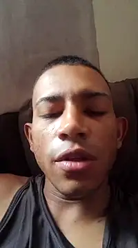 Mineirinho043 online show from February 3, 2025, 1:19 pm
