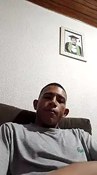 Mineirinho043 online show from February 9, 2025, 10:11 pm