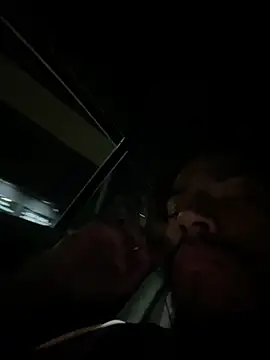 Mineirinho043 online show from December 1, 2025, 4:17 am