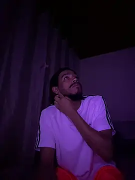 Mineirinho043 online show from February 19, 2026, 7:04 am