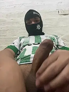 Snapshot of Eduardo08000 chatting on April 29, 2026, 7:20 pm Eduardo08000 online show from April 29, 2026, 7:20 pm