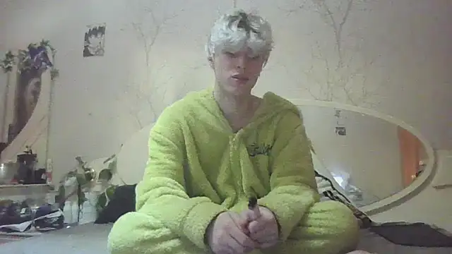 sanczesVVV online show from February 25, 2025, 5:25 pm