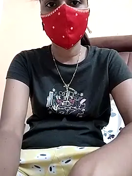 Snapshot of fuungirl38 chatting on October 19, 2025, 5:57 pm fuungirl38 online show from October 19, 2025, 5:57 pm