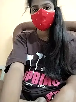 Snapshot of fuungirl38 chatting on October 20, 2025, 5:35 pm fuungirl38 online show from October 20, 2025, 5:35 pm