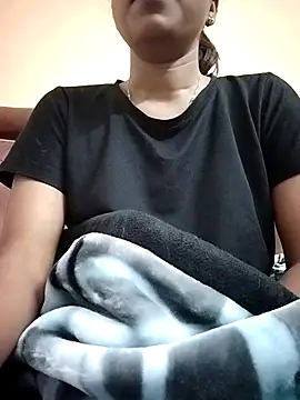 fuungirl38 online show from December 23, 2025, 8:45 am