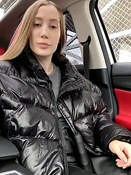 Pussy Drive03 online show from October 3, 2025, 5:37 am