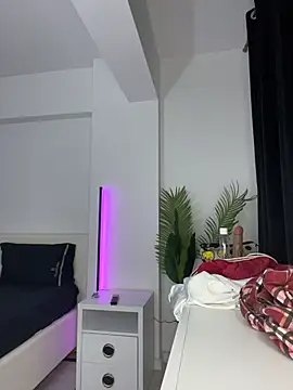 Snapshot of Celine_Roxelle chatting on February 15, 2026, 7:10 pm Celine Roxelle online show from February 15, 2026, 7:10 pm