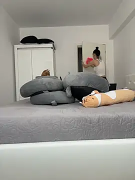 Snapshot of Celine_Roxelle chatting on April 4, 2026, 1:30 pm Celine Roxelle online show from April 4, 2026, 1:30 pm