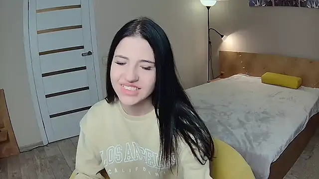 MalibuGirl  online show from February 6, 2025, 8:02 pm