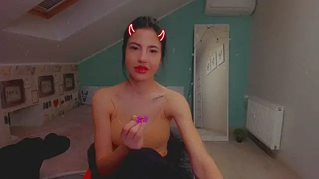 MalibuGirl  online show from February 28, 2025, 7:14 pm