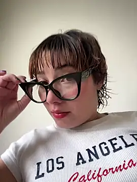 Maggie Geller online show from February 14, 2026, 5:43 pm