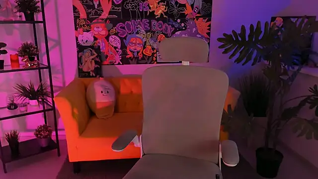 Snapshot of KiraMontoya chatting on March 1, 2025, 8:53 pm KiraMontoya online show from March 1, 2025, 8:53 pm